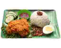 Nasi Lemak Ayam Goreng